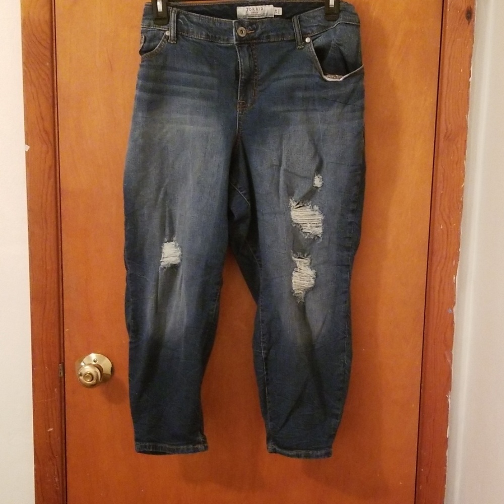 Torrid Jean Capri Jegging